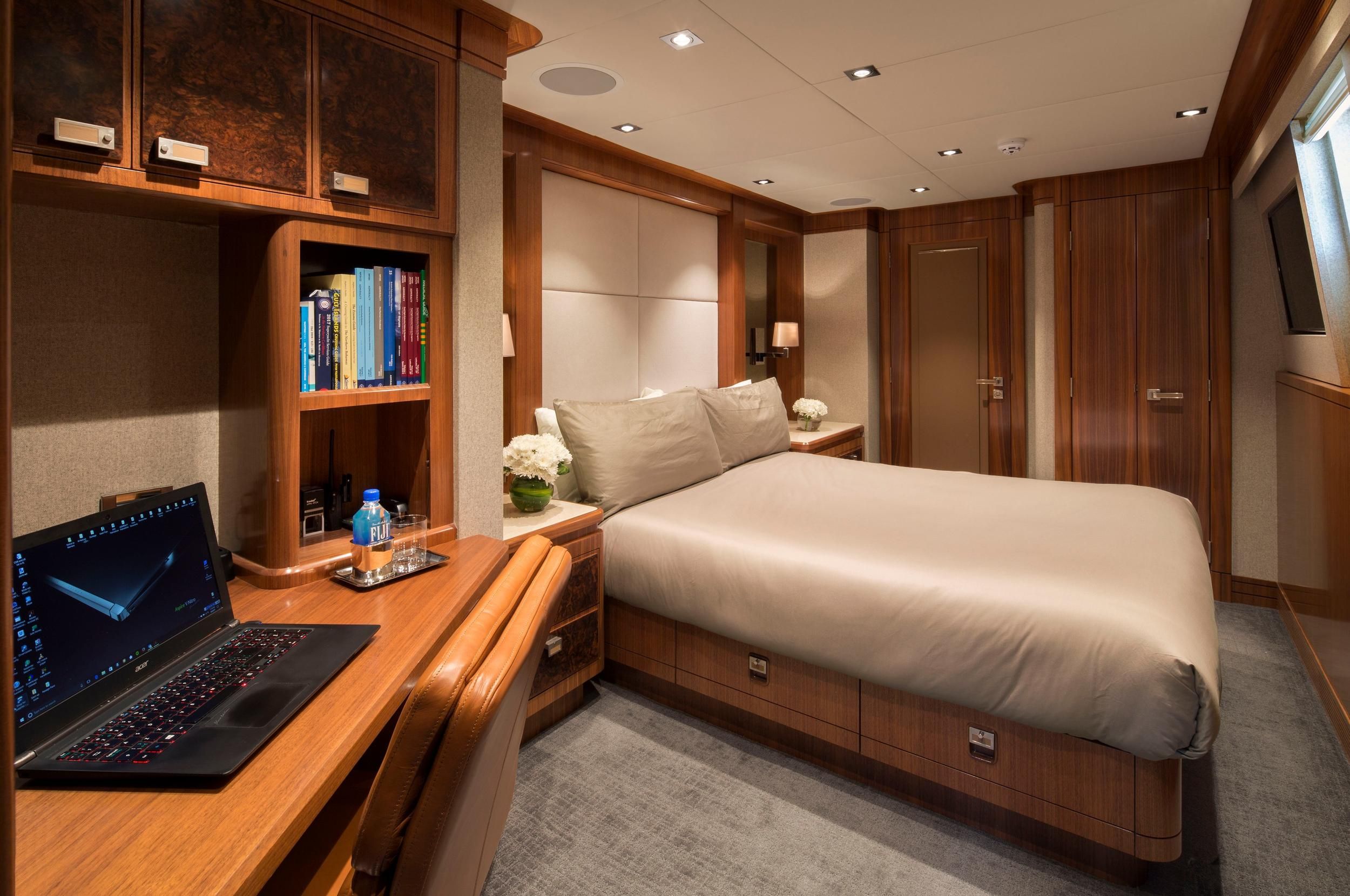 MUCHOS MAS - Photo 8